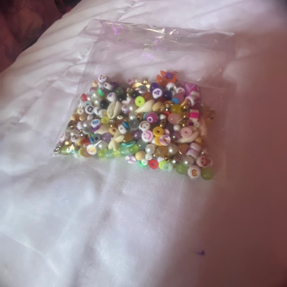 It’s super cute. It will go well with some of your clothes if you have Red. - Picture 2 of 4